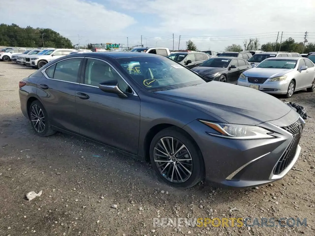 4 Photograph of a damaged car 58ADZ1B17NU117310 LEXUS ES350 2022