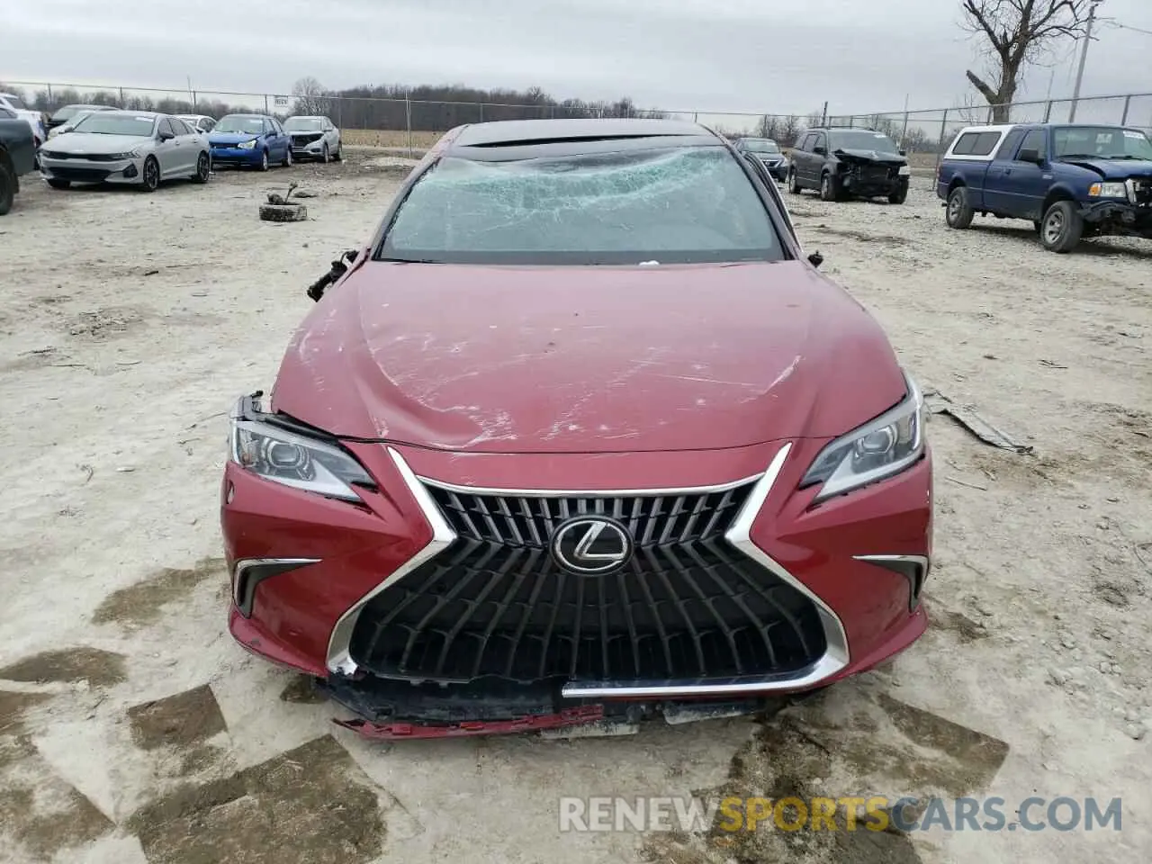 5 Photograph of a damaged car 58ADZ1B17NU117906 LEXUS ES350 2022