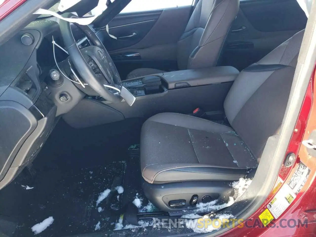 7 Photograph of a damaged car 58ADZ1B17NU117906 LEXUS ES350 2022
