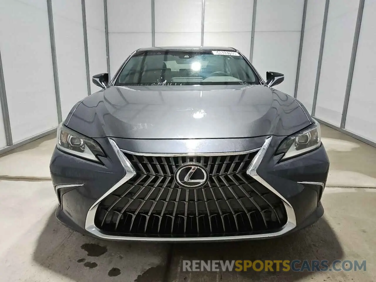 5 Photograph of a damaged car 58ADZ1B18NU114822 LEXUS ES350 2022