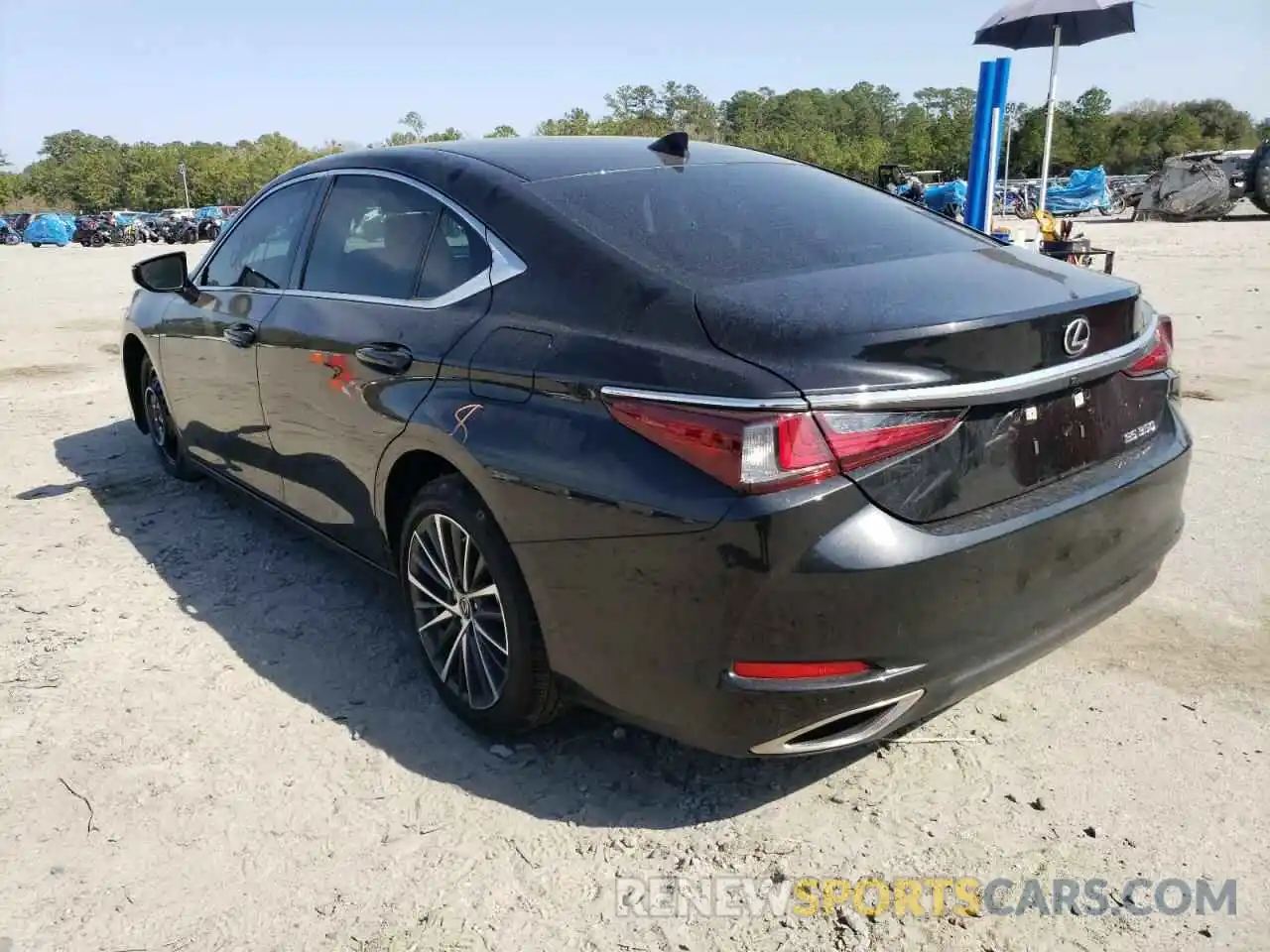 3 Photograph of a damaged car 58ADZ1B18NU118336 LEXUS ES350 2022