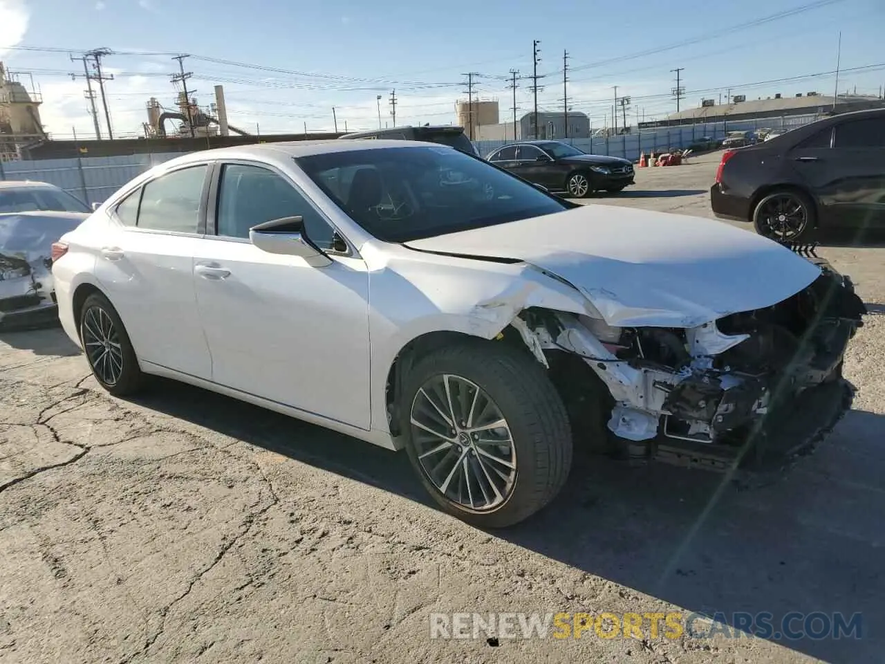 4 Photograph of a damaged car 58ADZ1B18NU124654 LEXUS ES350 2022