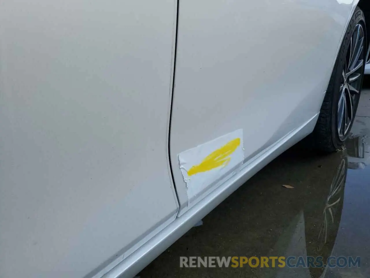 12 Photograph of a damaged car 58ADZ1B19NU138515 LEXUS ES350 2022