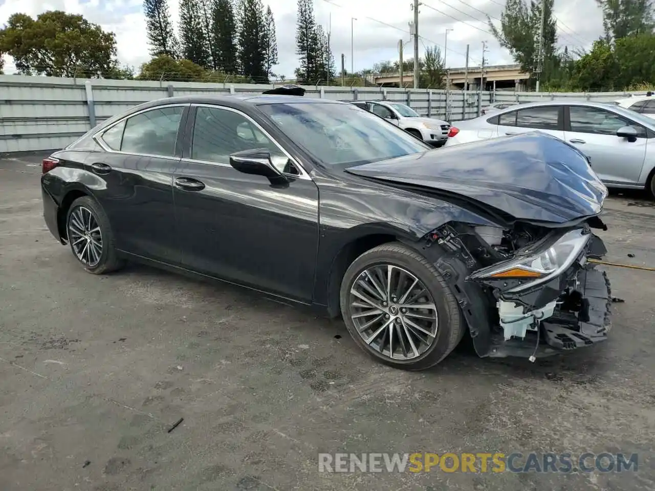 4 Photograph of a damaged car 58ADZ1B1XNU114921 LEXUS ES350 2022