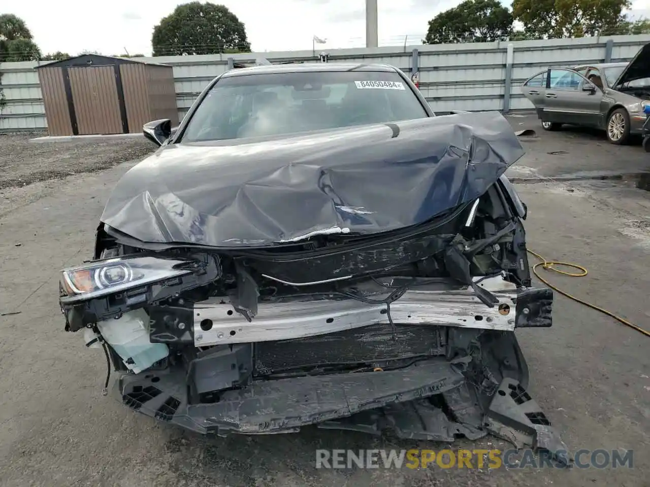 5 Photograph of a damaged car 58ADZ1B1XNU114921 LEXUS ES350 2022