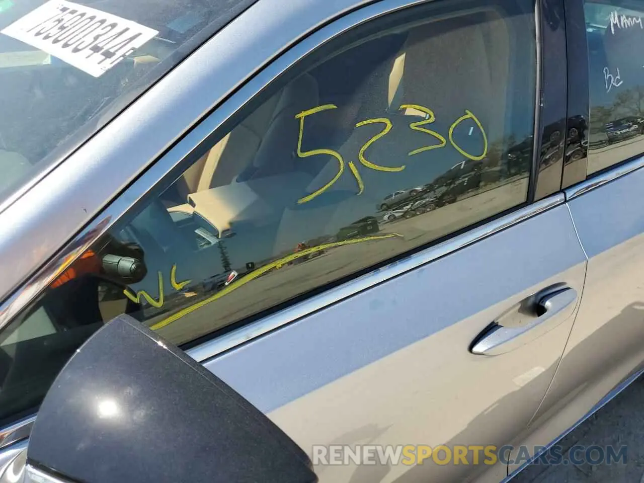 12 Photograph of a damaged car 58AFZ1B11NU134399 LEXUS ES350 2022