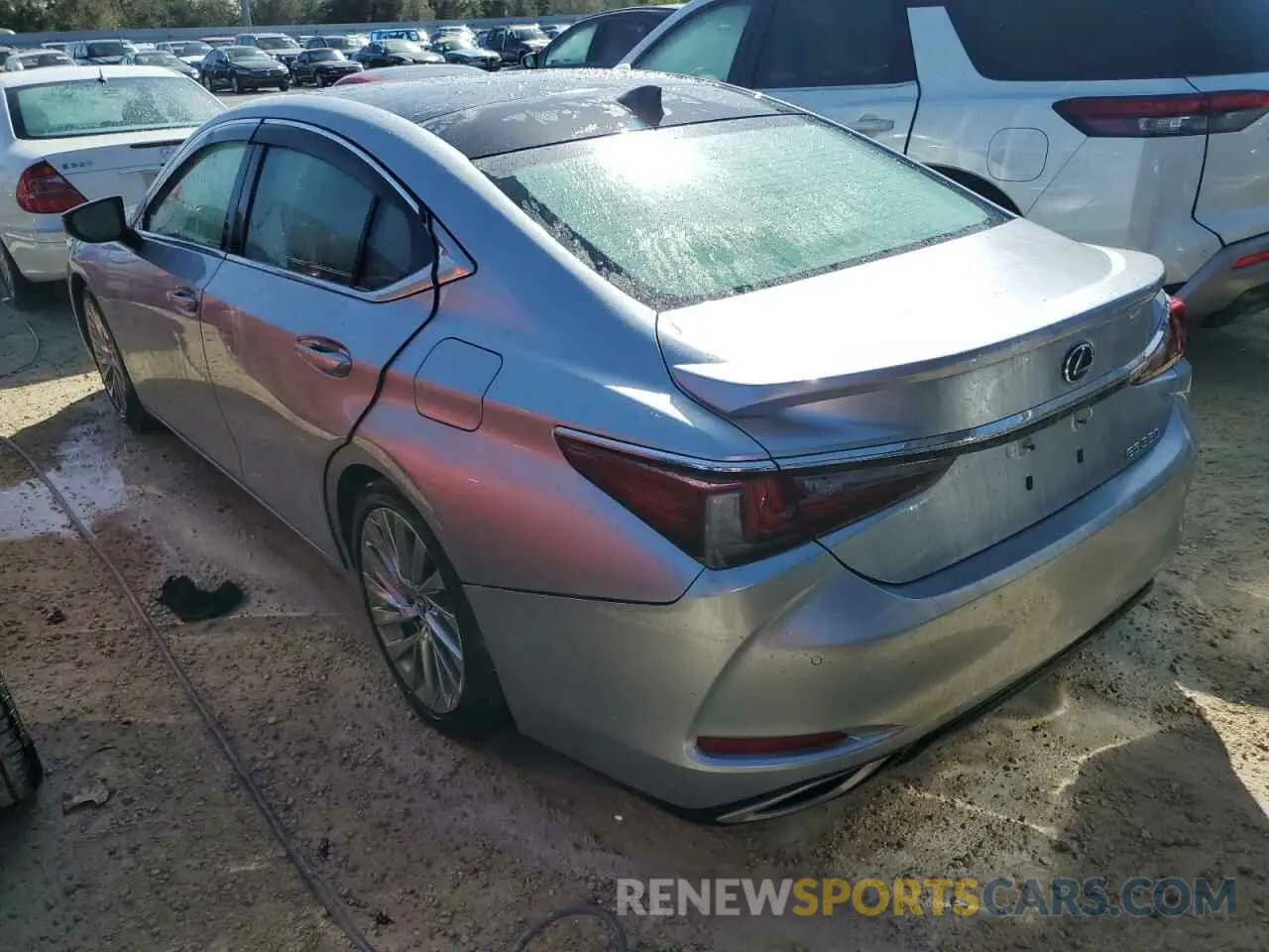 2 Photograph of a damaged car 58AFZ1B1XNU134417 LEXUS ES350 2022