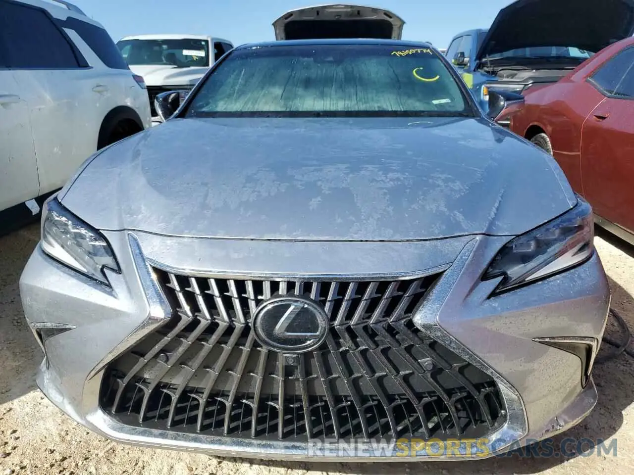 5 Photograph of a damaged car 58AFZ1B1XNU134417 LEXUS ES350 2022