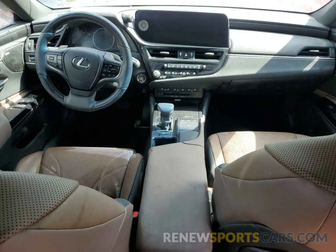8 Photograph of a damaged car 58AFZ1B1XNU134417 LEXUS ES350 2022