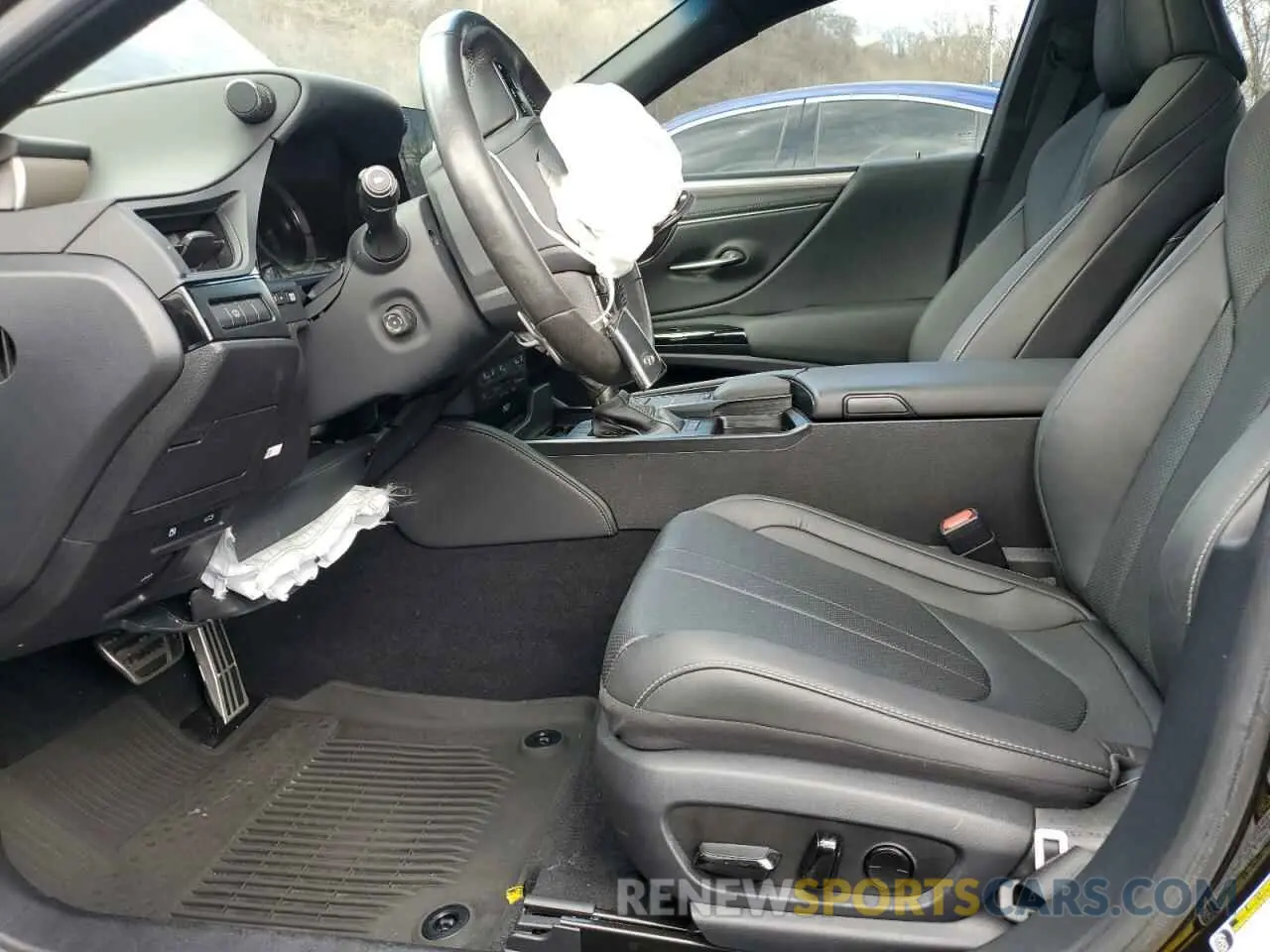 7 Photograph of a damaged car 58AGZ1B10NU132695 LEXUS ES350 2022