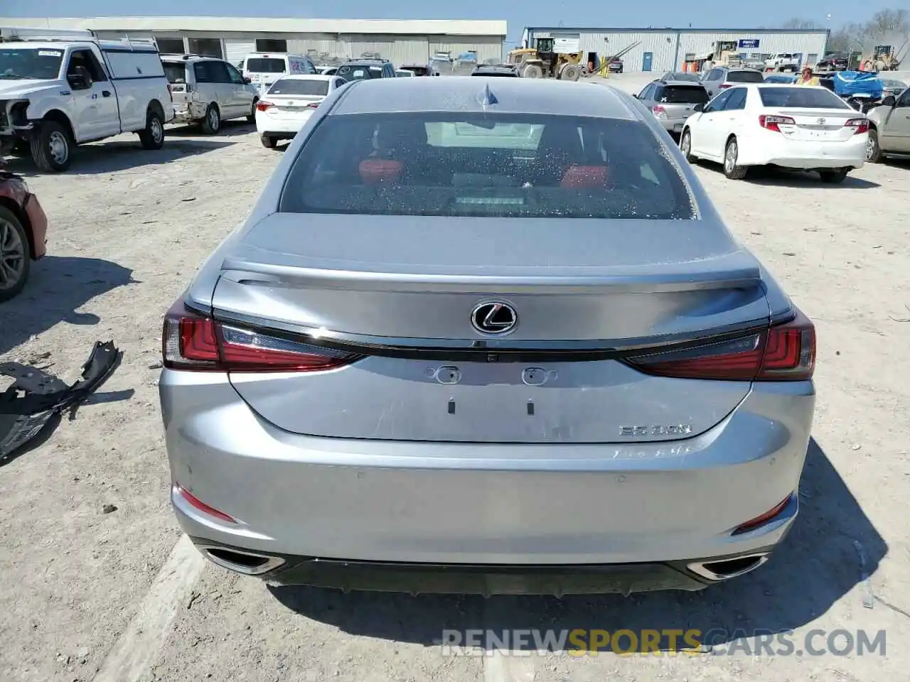 6 Photograph of a damaged car 58AGZ1B15NU133941 LEXUS ES350 2022