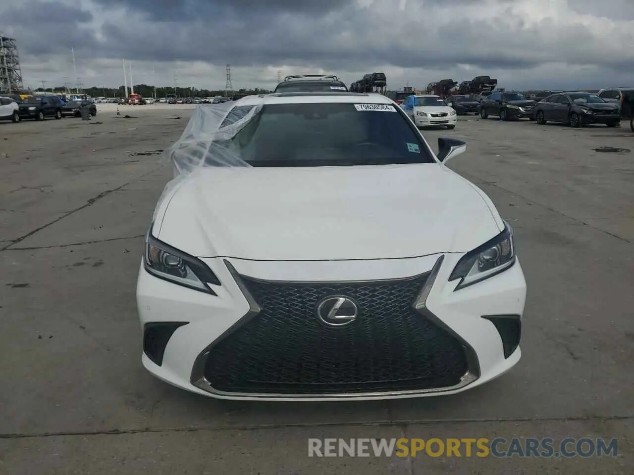 5 Photograph of a damaged car 58AGZ1B15NU135950 LEXUS ES350 2022