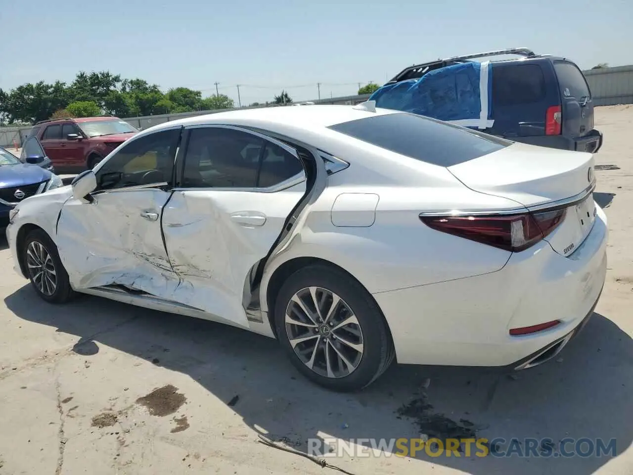 2 Photograph of a damaged car 58ACZ1B11PU144257 LEXUS ES350 2023