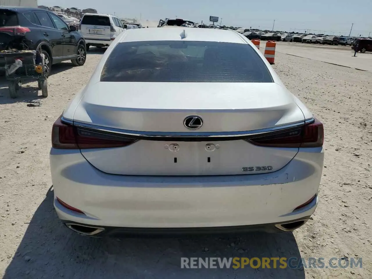 6 Photograph of a damaged car 58ACZ1B18PU149875 LEXUS ES350 2023