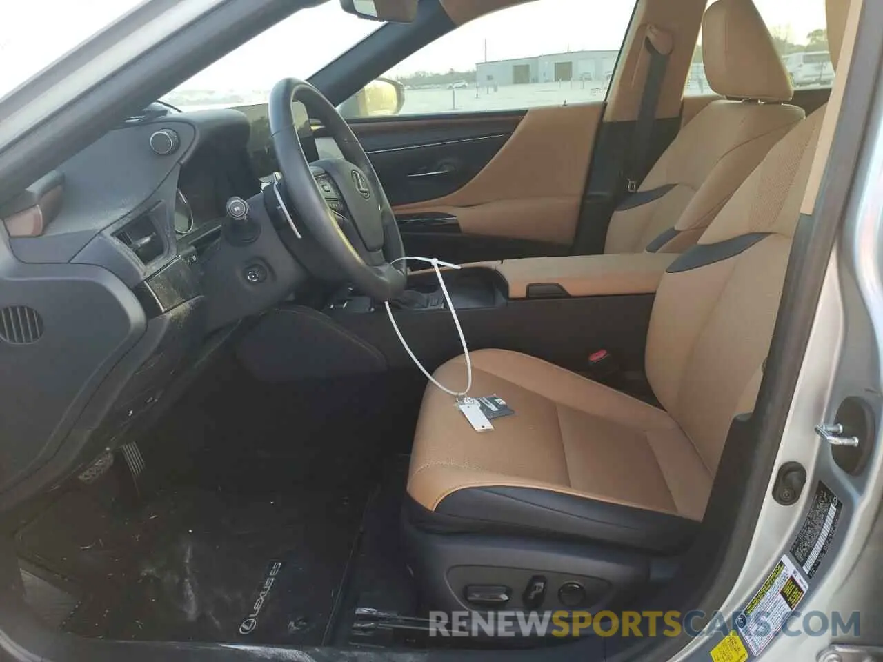 7 Photograph of a damaged car 58ADZ1B10PU141239 LEXUS ES350 2023