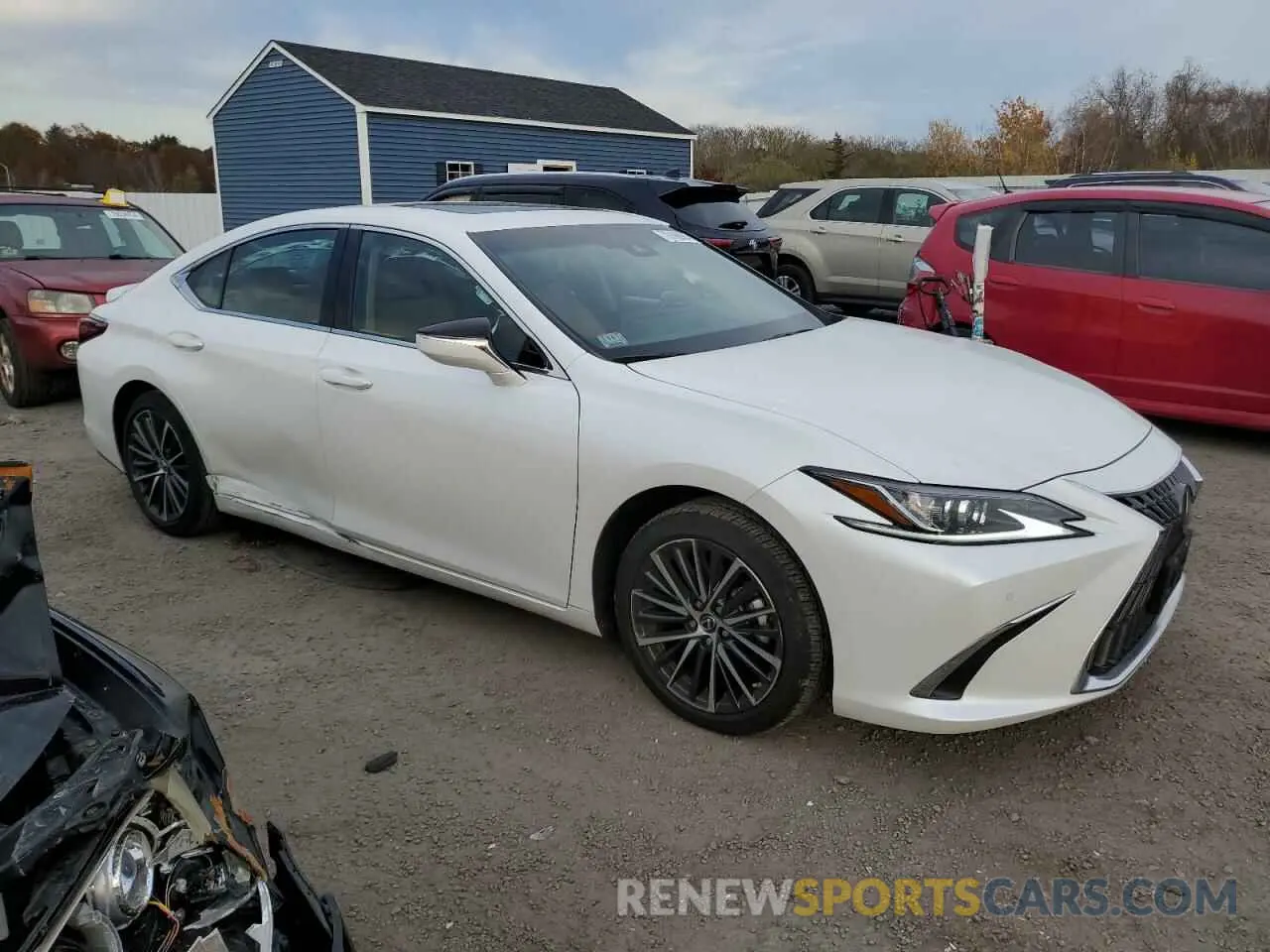 4 Photograph of a damaged car 58ADZ1B11PU140407 LEXUS ES350 2023