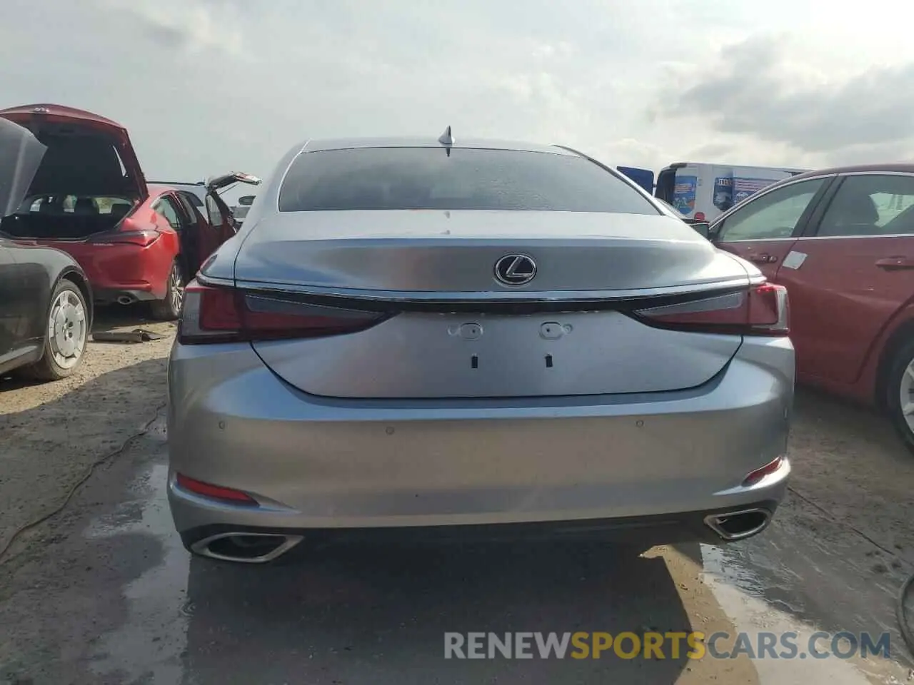 6 Photograph of a damaged car 58ADZ1B11PU144652 LEXUS ES350 2023