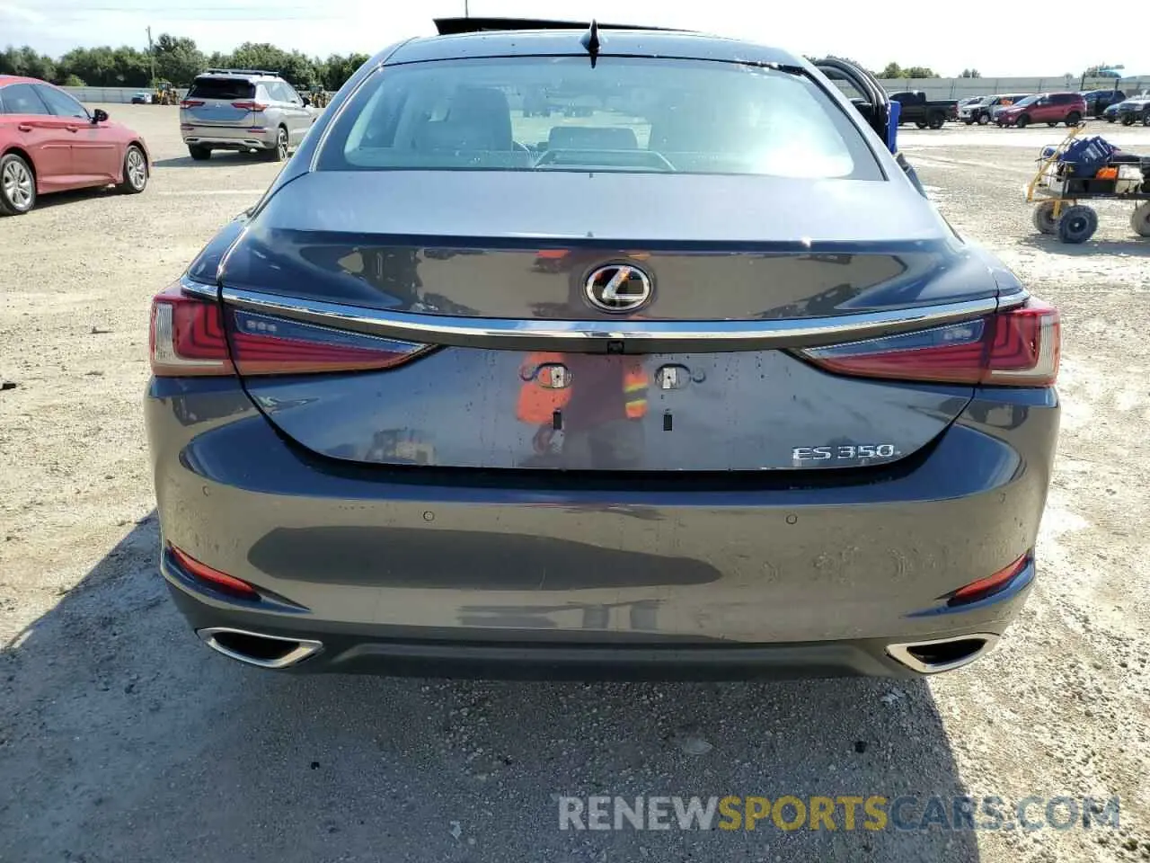 6 Photograph of a damaged car 58ADZ1B13PU144846 LEXUS ES350 2023