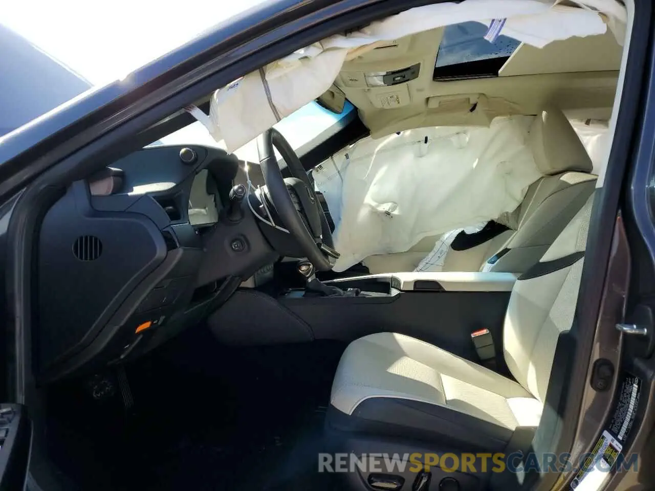 7 Photograph of a damaged car 58ADZ1B13PU144846 LEXUS ES350 2023
