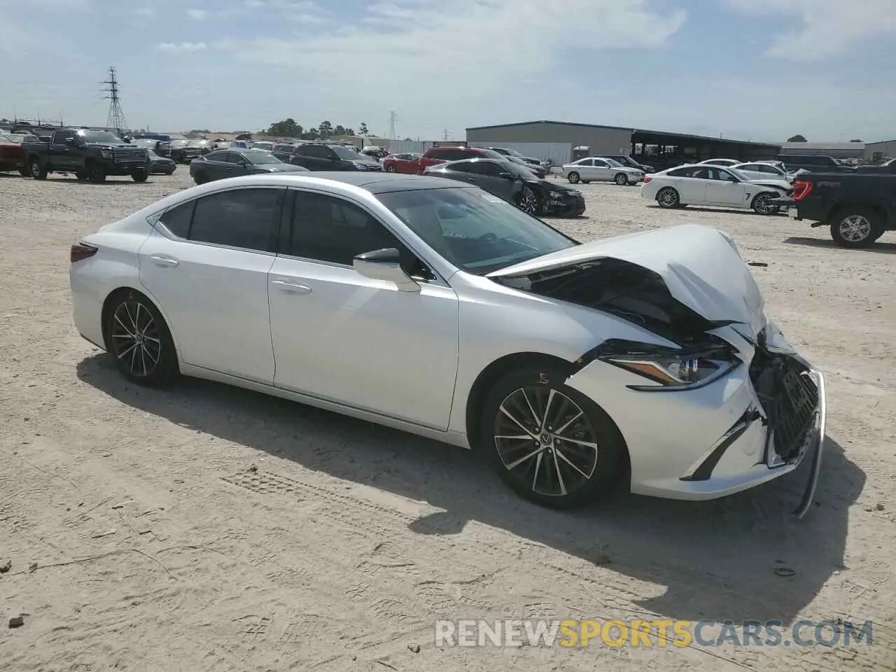 4 Photograph of a damaged car 58ADZ1B14PU143317 LEXUS ES350 2023