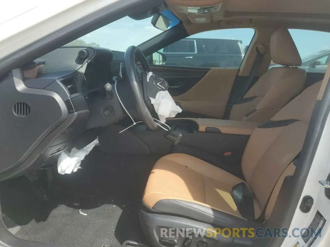 7 Photograph of a damaged car 58ADZ1B14PU143317 LEXUS ES350 2023