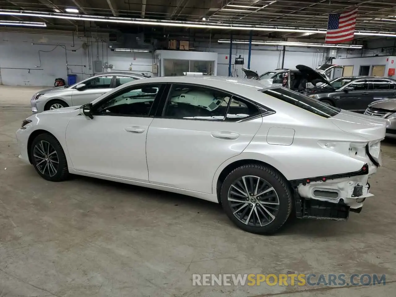 2 Photograph of a damaged car 58ADZ1B14PU155063 LEXUS ES350 2023