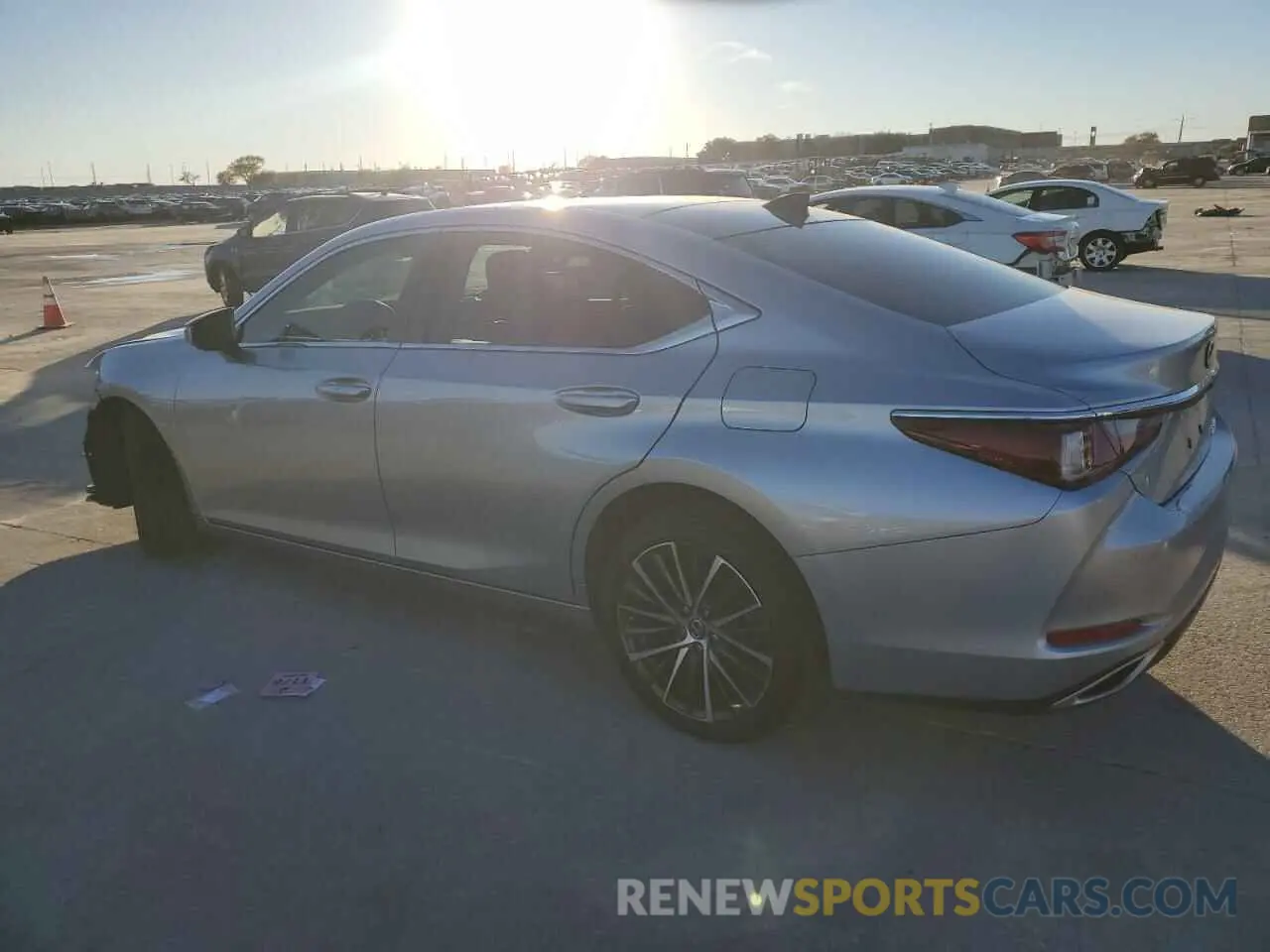 2 Photograph of a damaged car 58ADZ1B18PU147385 LEXUS ES350 2023