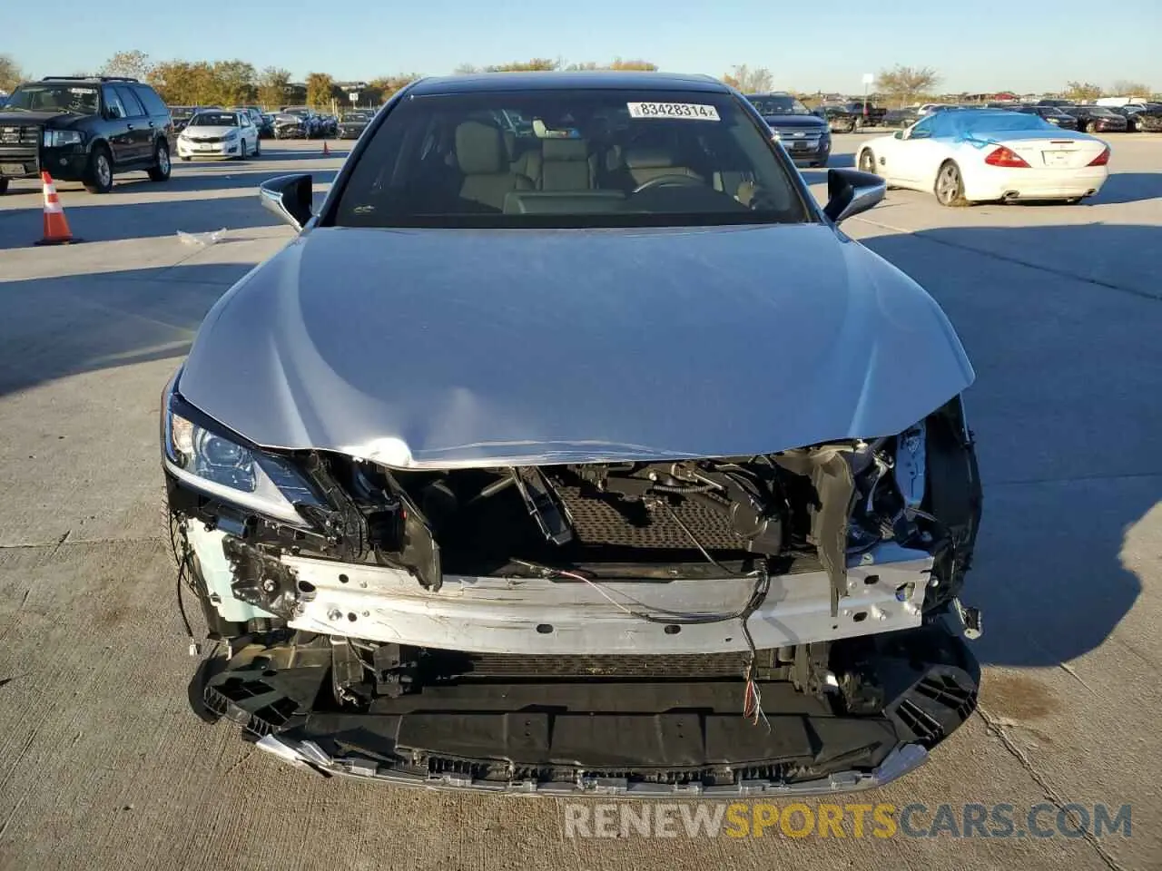 5 Photograph of a damaged car 58ADZ1B18PU147385 LEXUS ES350 2023