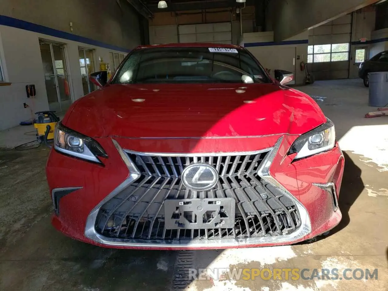 5 Photograph of a damaged car 58ADZ1B18PU159438 LEXUS ES350 2023