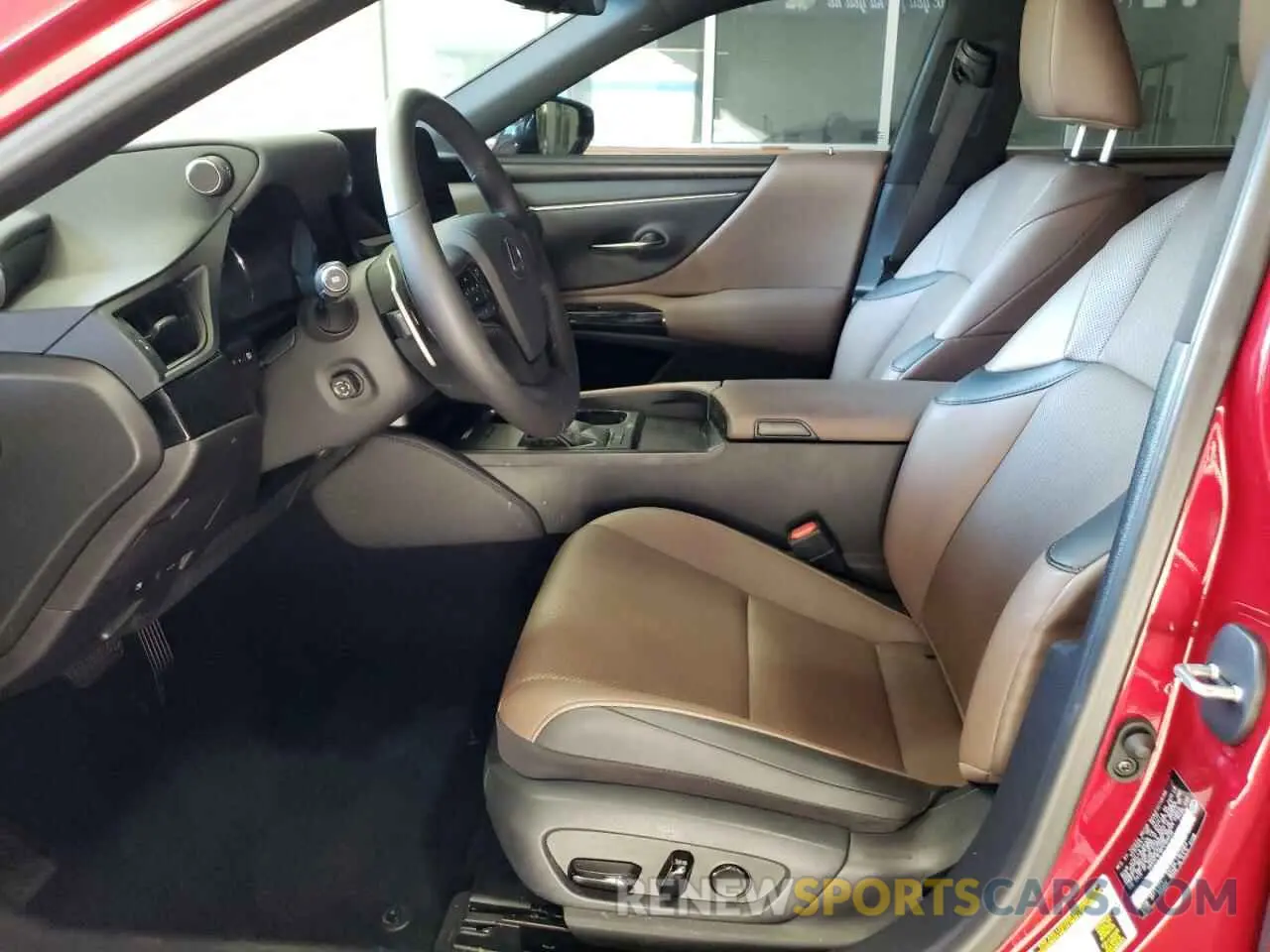 7 Photograph of a damaged car 58ADZ1B18PU159438 LEXUS ES350 2023