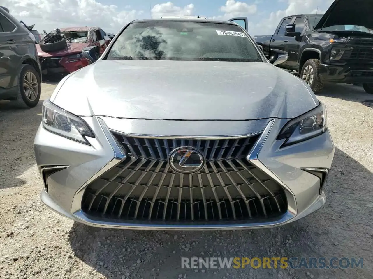 5 Photograph of a damaged car 58ADZ1B19PU145824 LEXUS ES350 2023