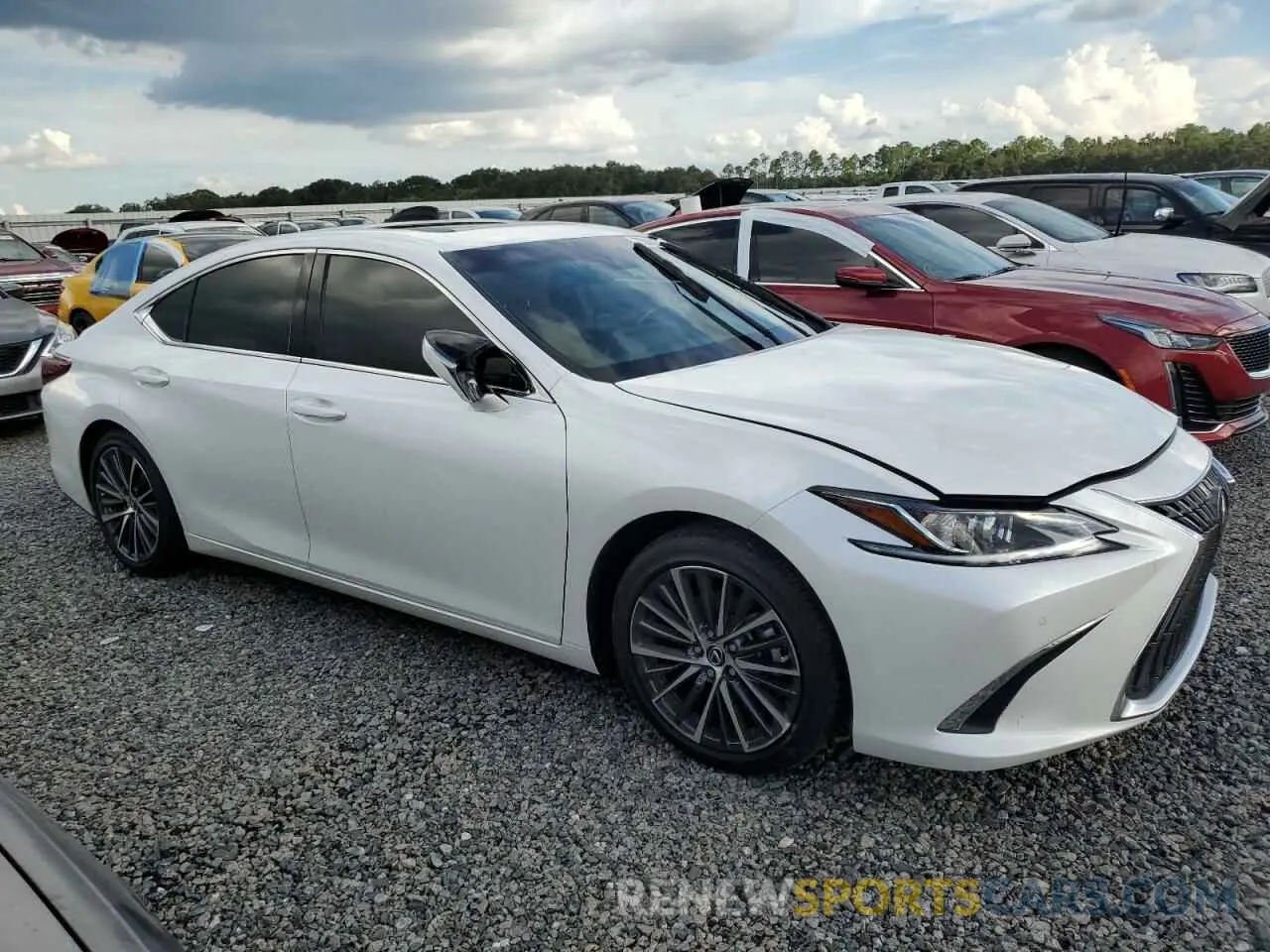 4 Photograph of a damaged car 58ADZ1B1XPU150837 LEXUS ES350 2023