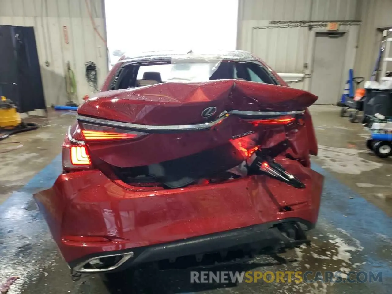 6 Photograph of a damaged car 58ADZ1B1XPU152667 LEXUS ES350 2023