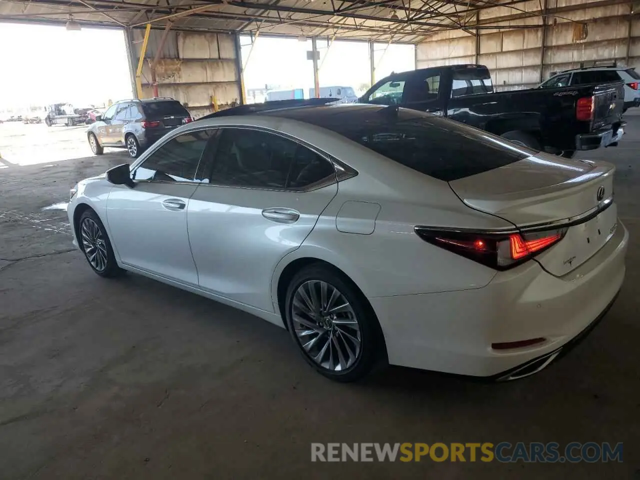 2 Photograph of a damaged car 58AEZ1B15PU149163 LEXUS ES350 2023