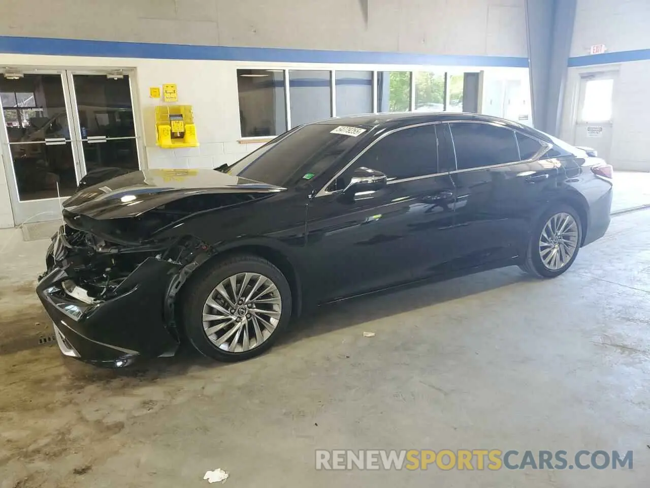 1 Photograph of a damaged car 58AEZ1B15PU149597 LEXUS ES350 2023