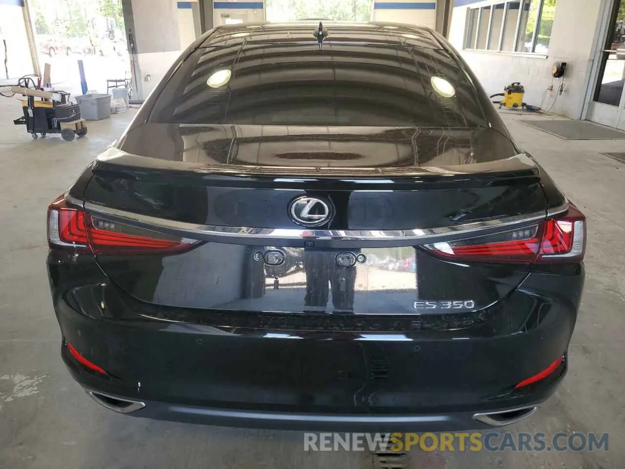 6 Photograph of a damaged car 58AEZ1B15PU149597 LEXUS ES350 2023