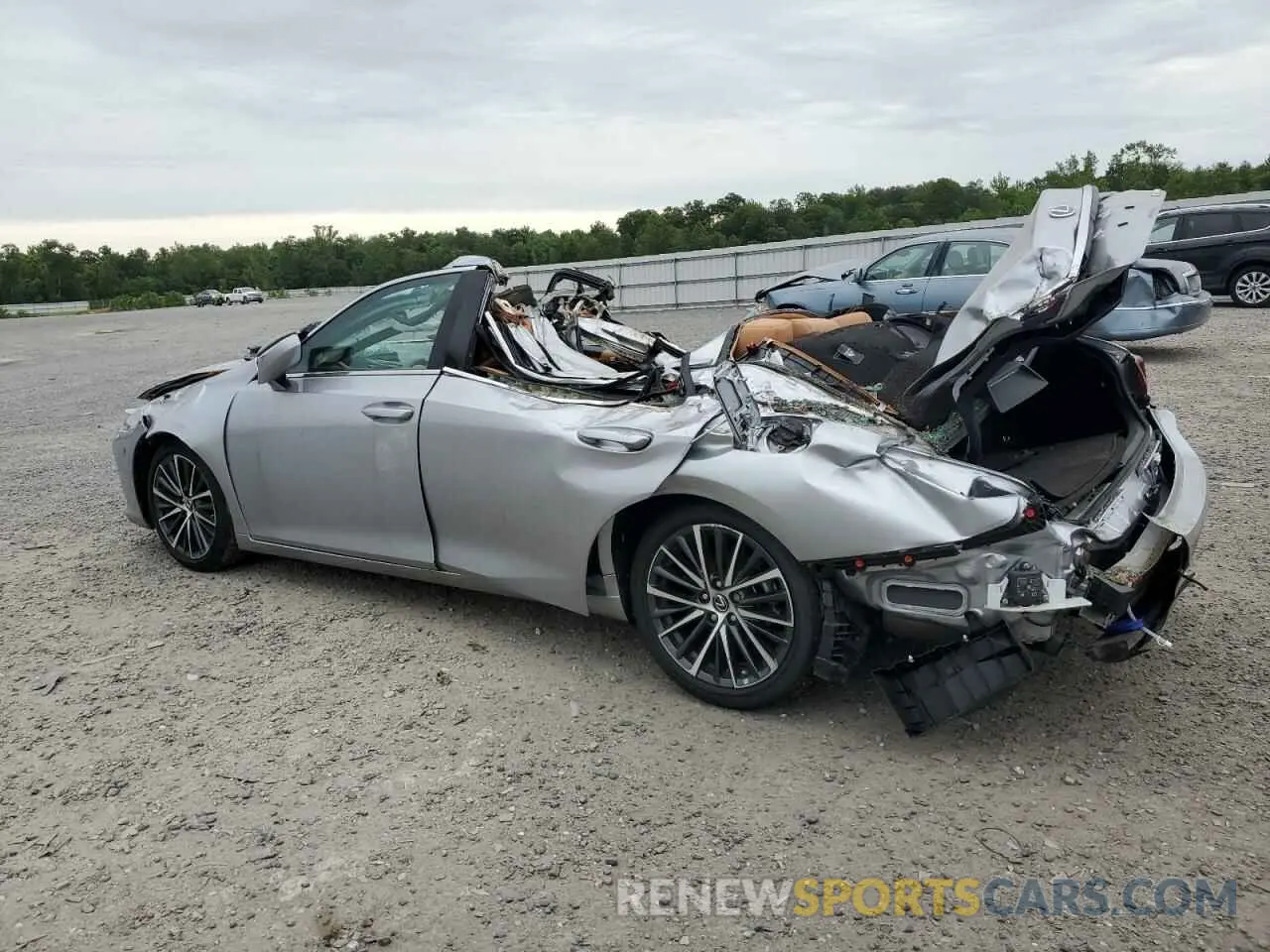 2 Photograph of a damaged car 58ADZ1B11RU165164 LEXUS ES350 2024