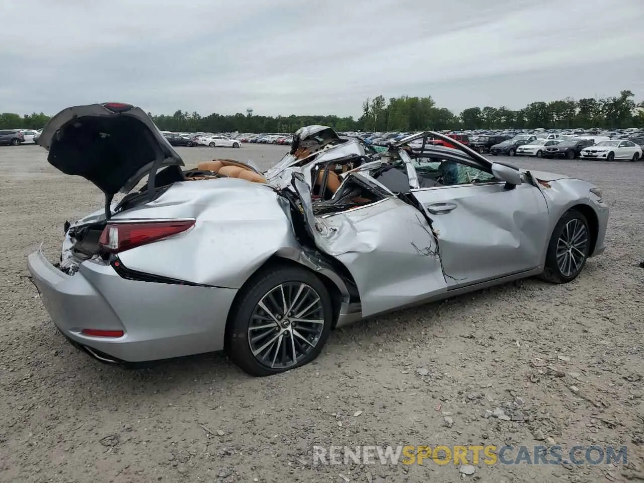 3 Photograph of a damaged car 58ADZ1B11RU165164 LEXUS ES350 2024