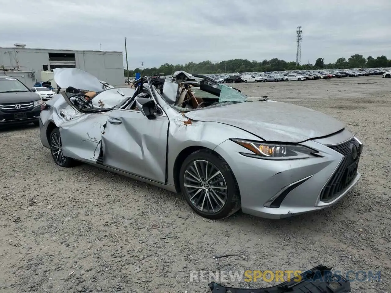 4 Photograph of a damaged car 58ADZ1B11RU165164 LEXUS ES350 2024