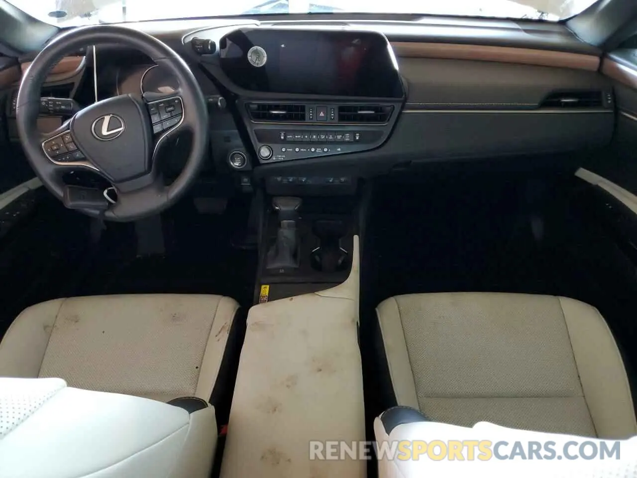 8 Photograph of a damaged car 58ADZ1B13RU161116 LEXUS ES350 2024