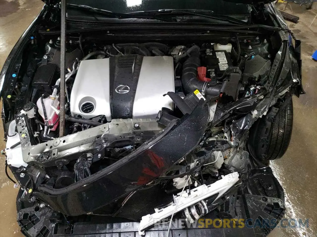 11 Photograph of a damaged car 58ADZ1B14RU182718 LEXUS ES350 2024