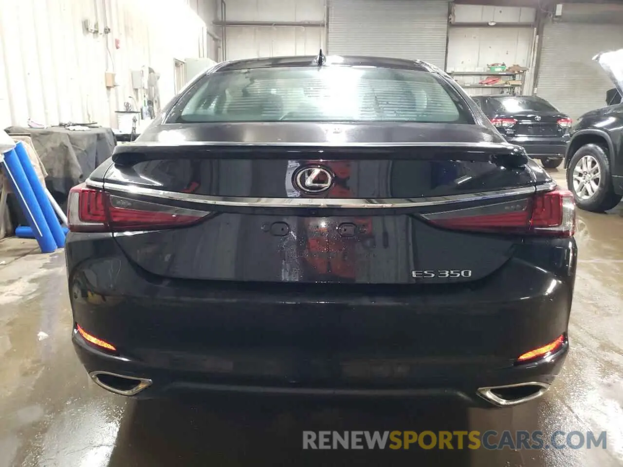6 Photograph of a damaged car 58ADZ1B14RU182718 LEXUS ES350 2024