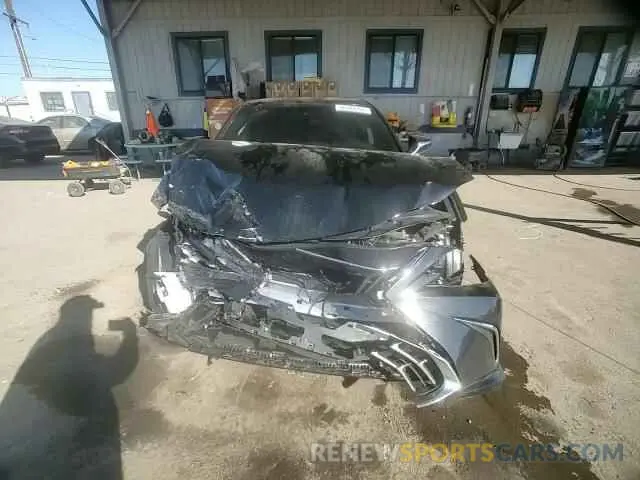 11 Photograph of a damaged car 58ADZ1B15RU171498 LEXUS ES350 2024