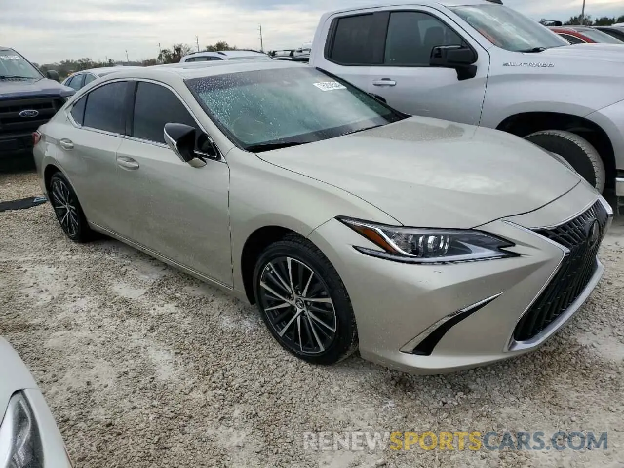 4 Photograph of a damaged car 58ADZ1B15RU183747 LEXUS ES350 2024