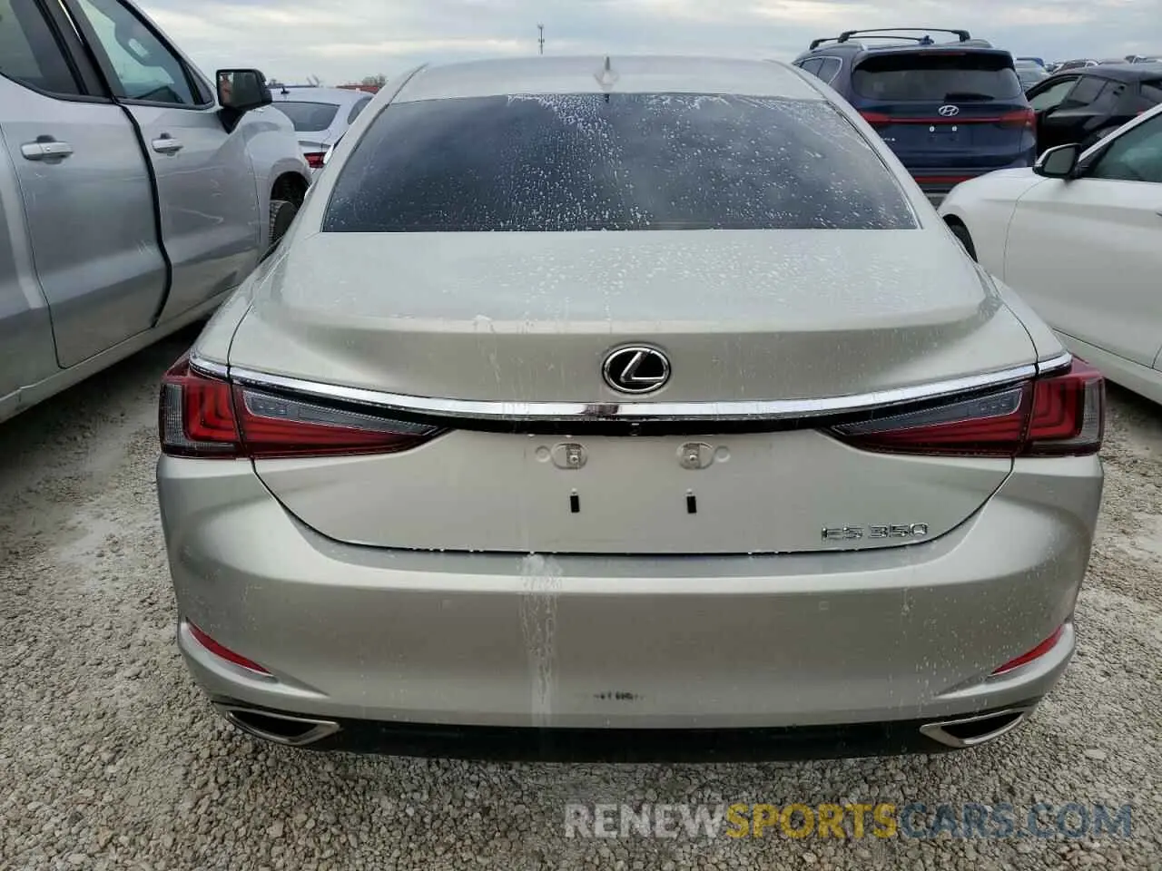 6 Photograph of a damaged car 58ADZ1B15RU183747 LEXUS ES350 2024