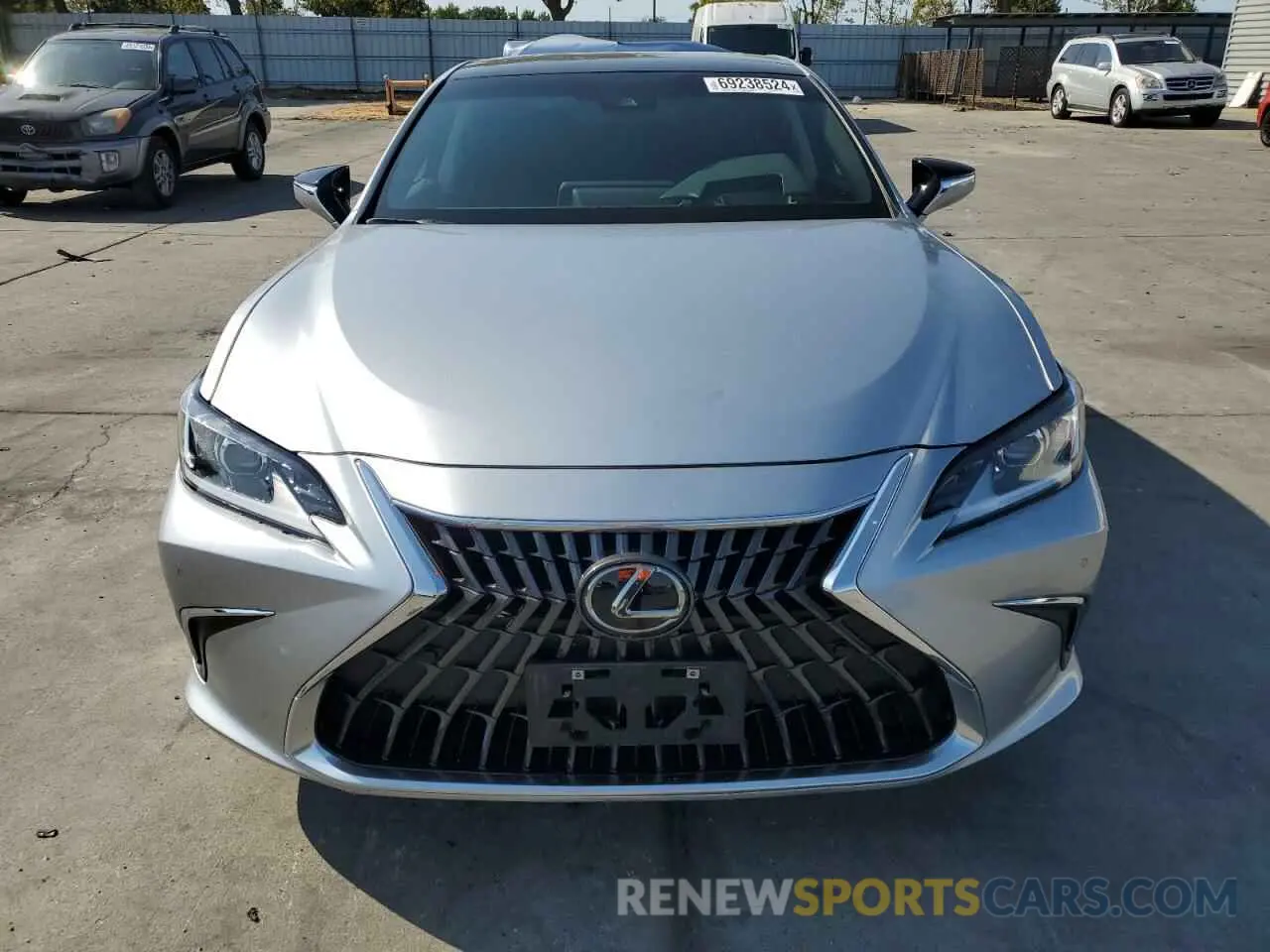 5 Photograph of a damaged car 58ADZ1B16RU174328 LEXUS ES350 2024