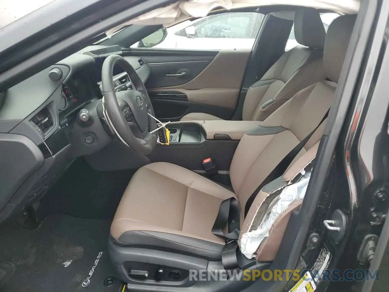 7 Photograph of a damaged car 58ADZ1B17RU166092 LEXUS ES350 2024