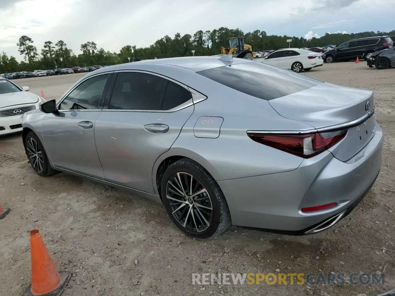 2 Photograph of a damaged car 58ADZ1B17RU172202 LEXUS ES350 2024