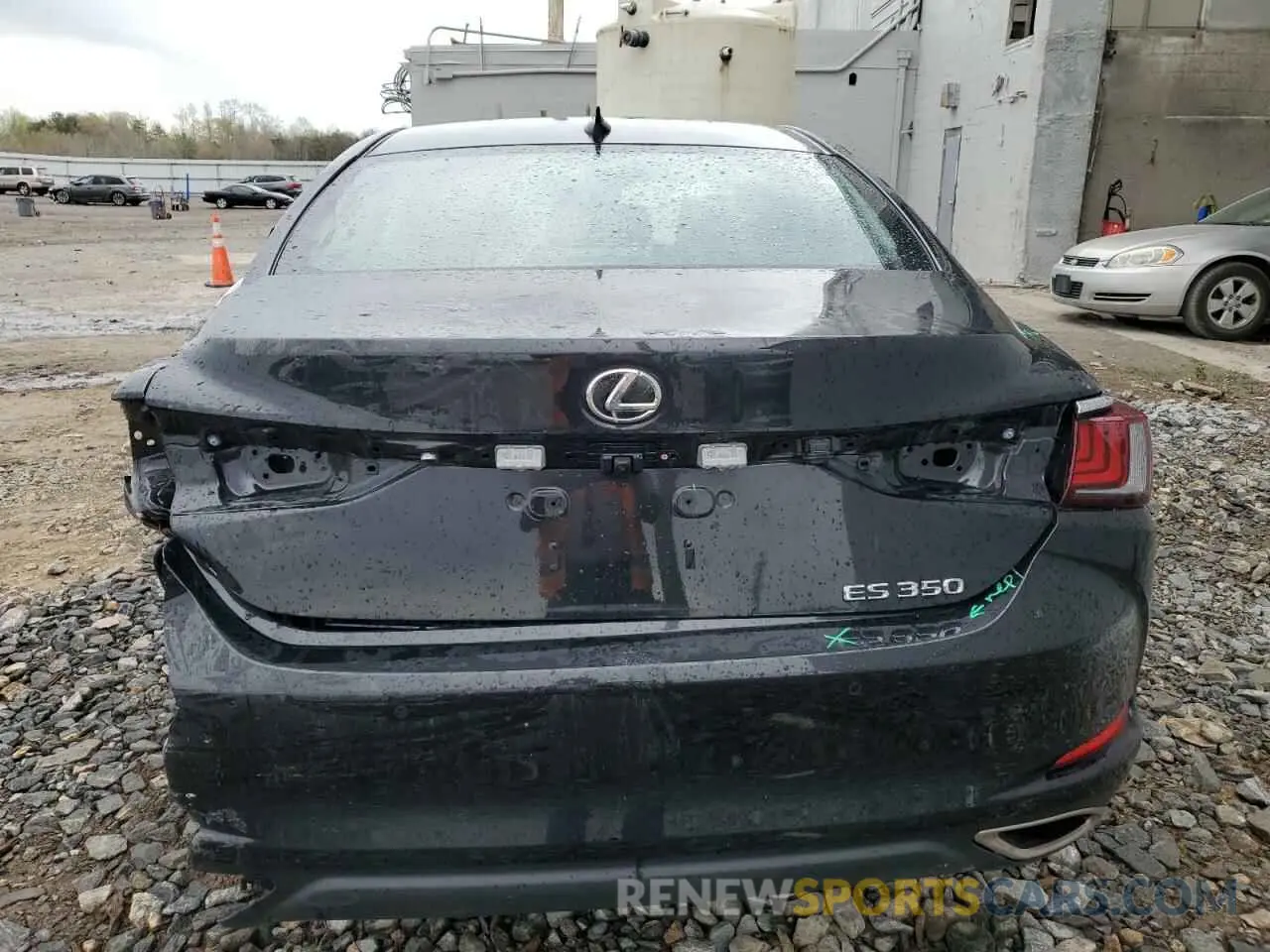 6 Photograph of a damaged car 58ADZ1B17RU180199 LEXUS ES350 2024
