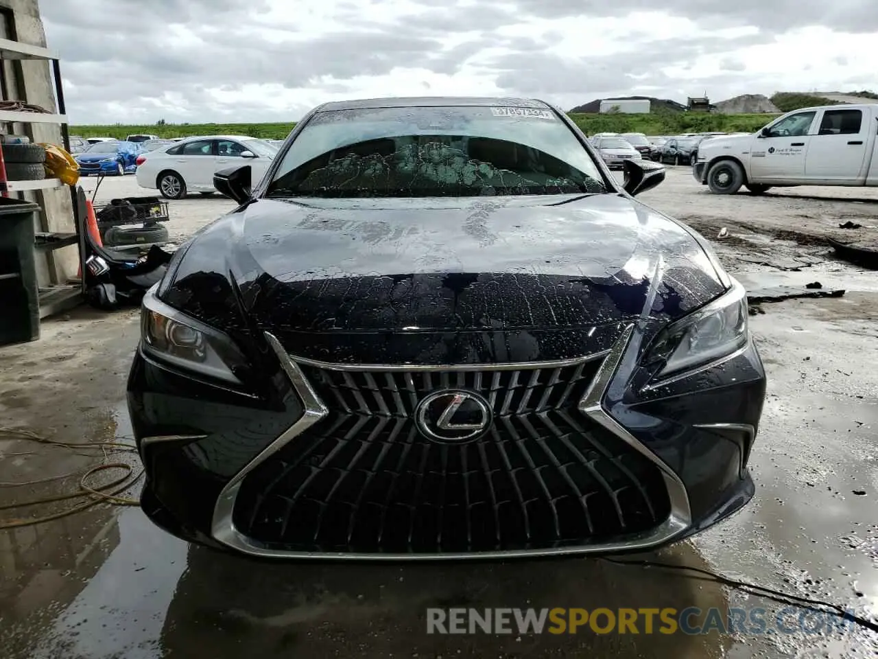 5 Photograph of a damaged car 58ADZ1B1XRU165700 LEXUS ES350 2024